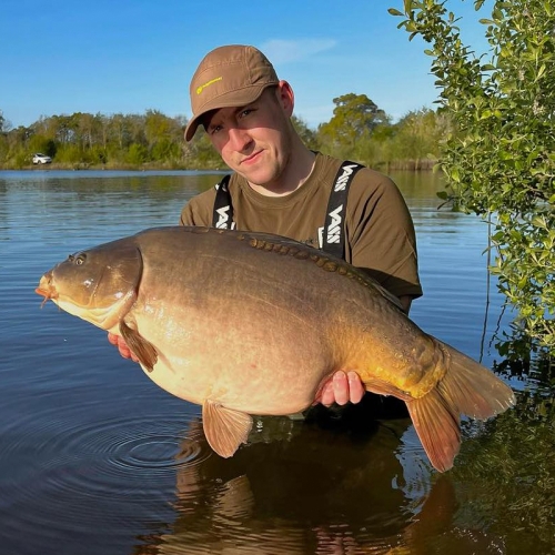 Shane Foster - 27lb Mirror